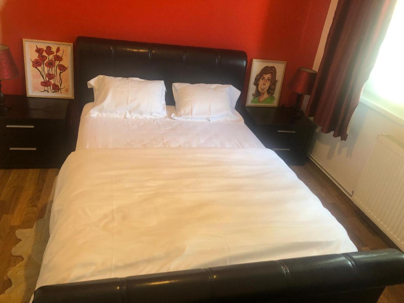 Apartament Cu 3 Camere La Poala Muntilor Fagaras Victoria  Exteriör bild